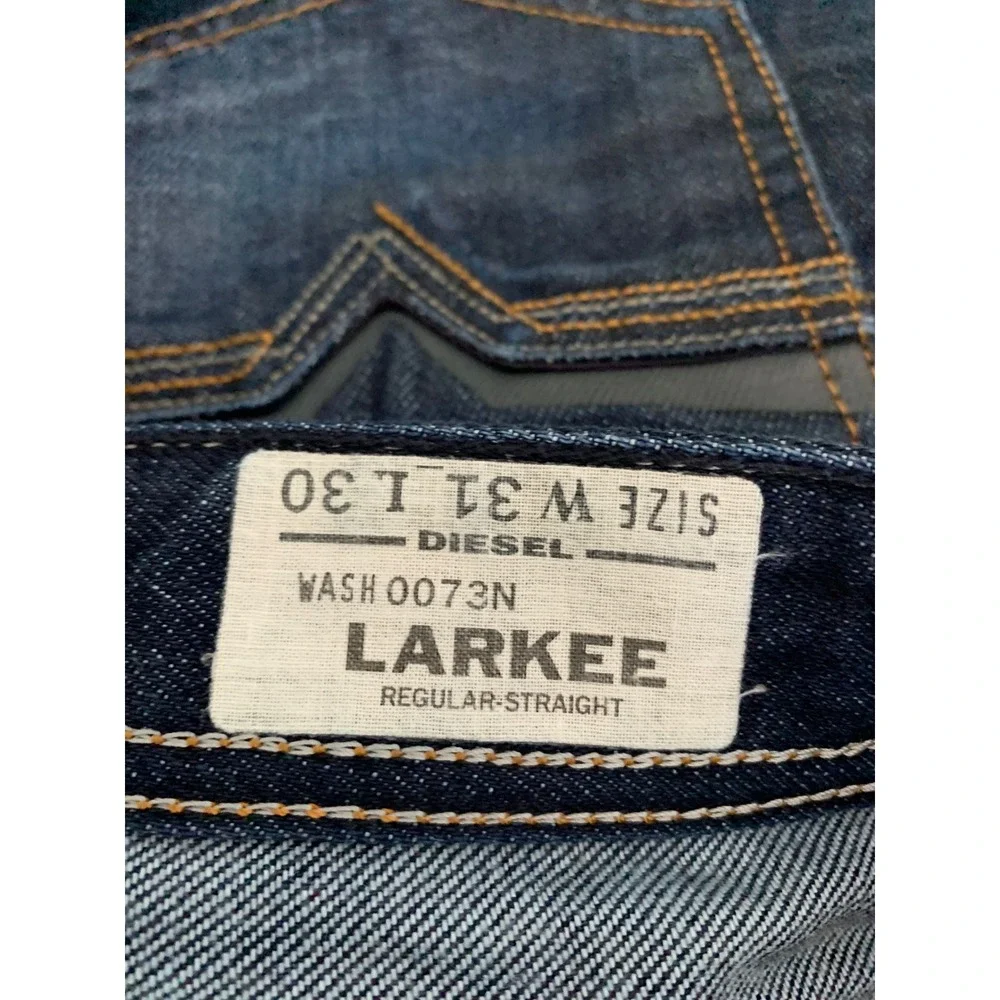 Diesel Larkee Jeans Mens 31x30 Blue Straight Leg Dark Wash Button Fly Denim